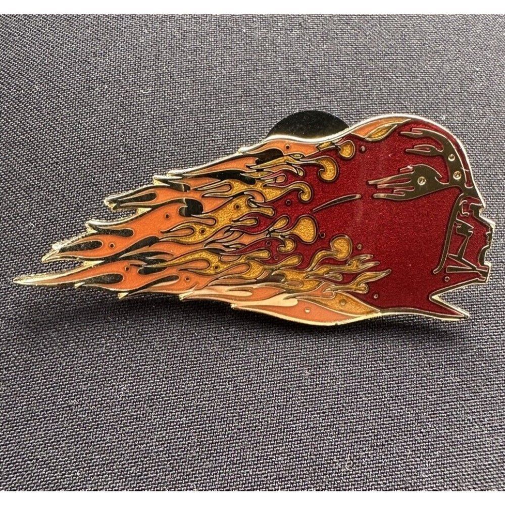 Star Wars Darth Vader Profile Flames Fire  Walt Disney Trading Pin